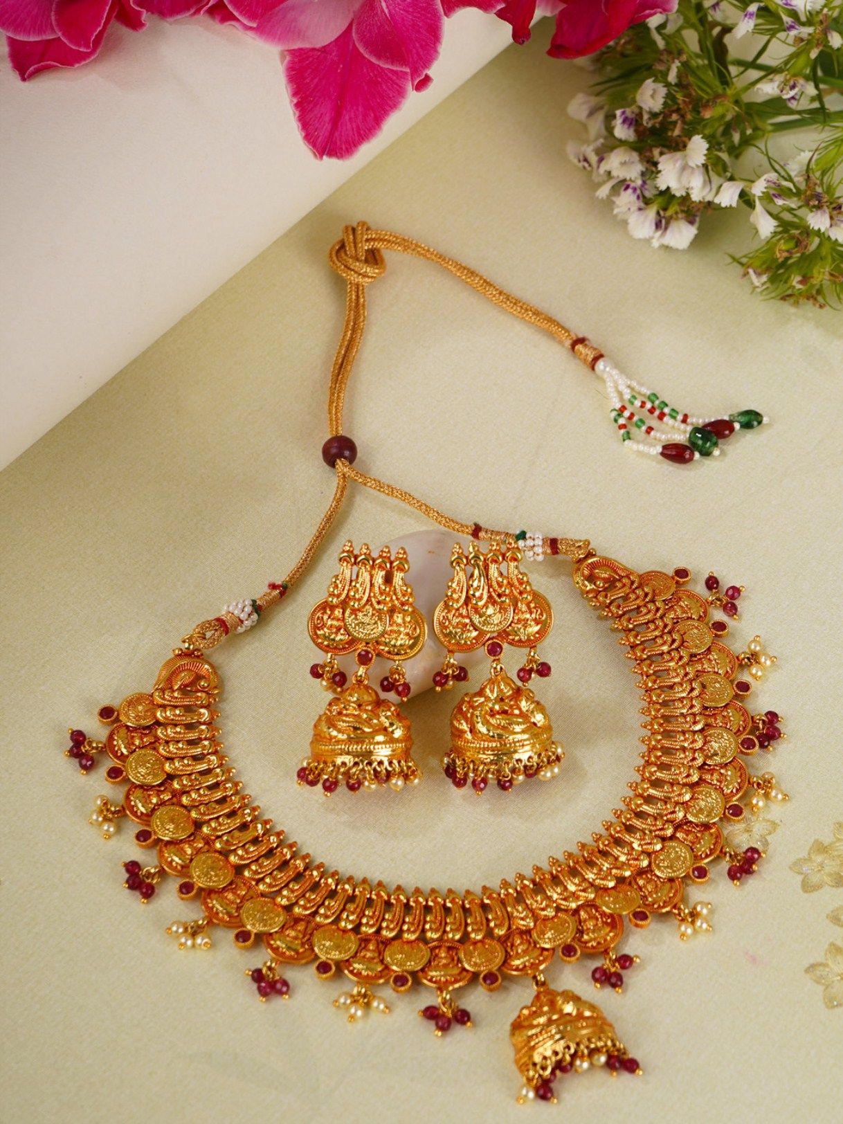 Nykaa temple deals jewellery