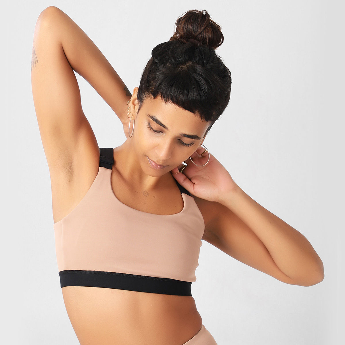 Kica High Support Sports Bra In Buttery Soft Fabric With Removable Padding