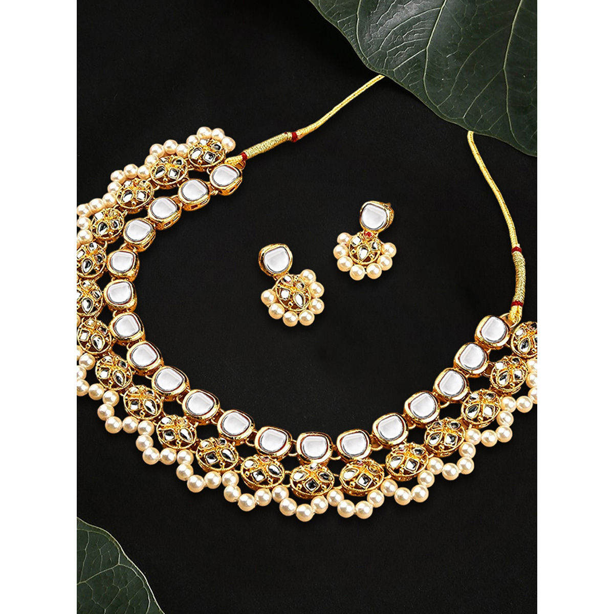 Sukkhi Glimmery Gold Plated Sky Blue & White Pearl Choker Necklace Set For  Women (Skr70440), Free Size: Buy Online at Best Price in UAE - Amazon.ae