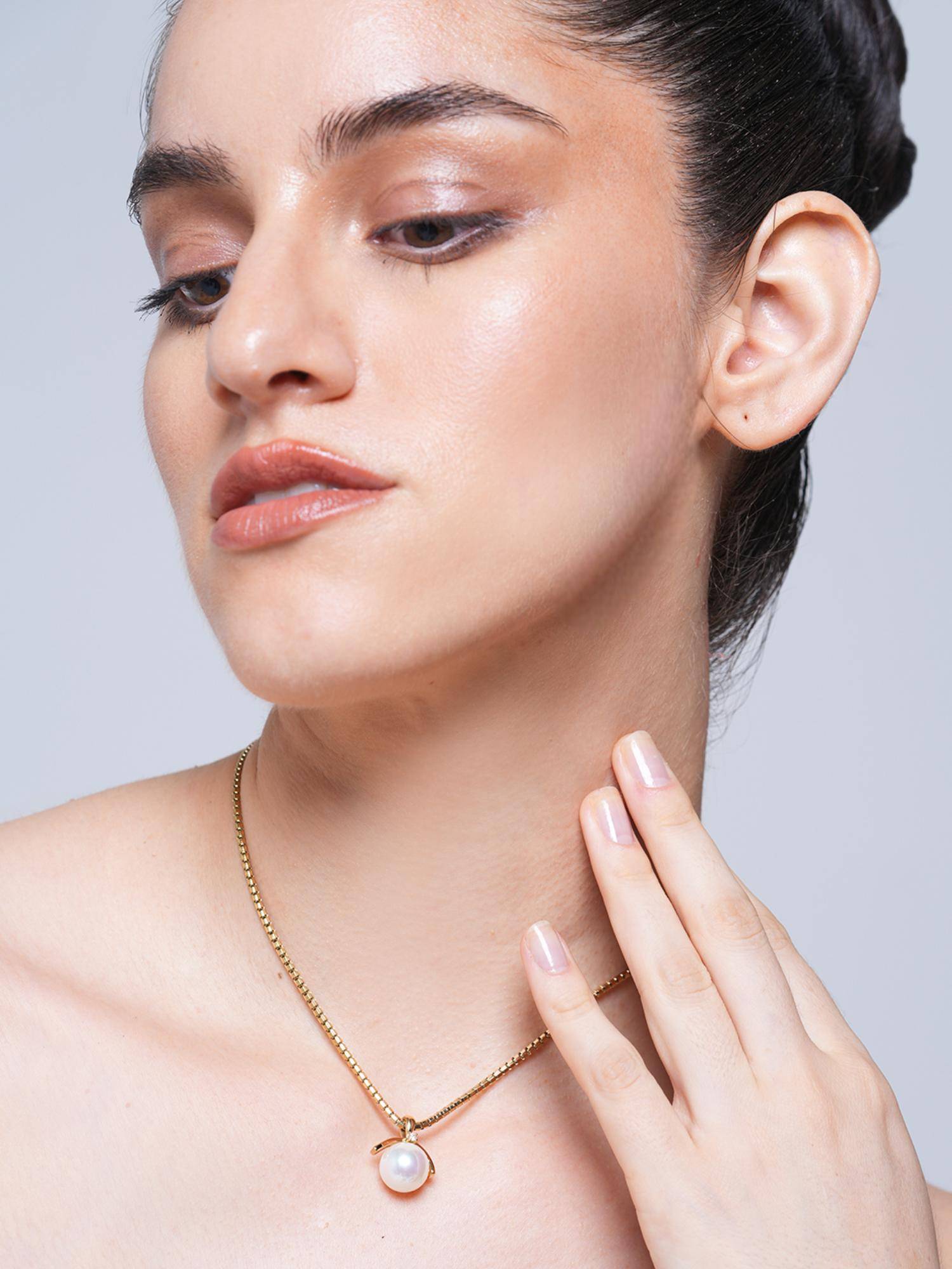 CAO JEWELLERY Stimulated Pearl Pendant Necklace