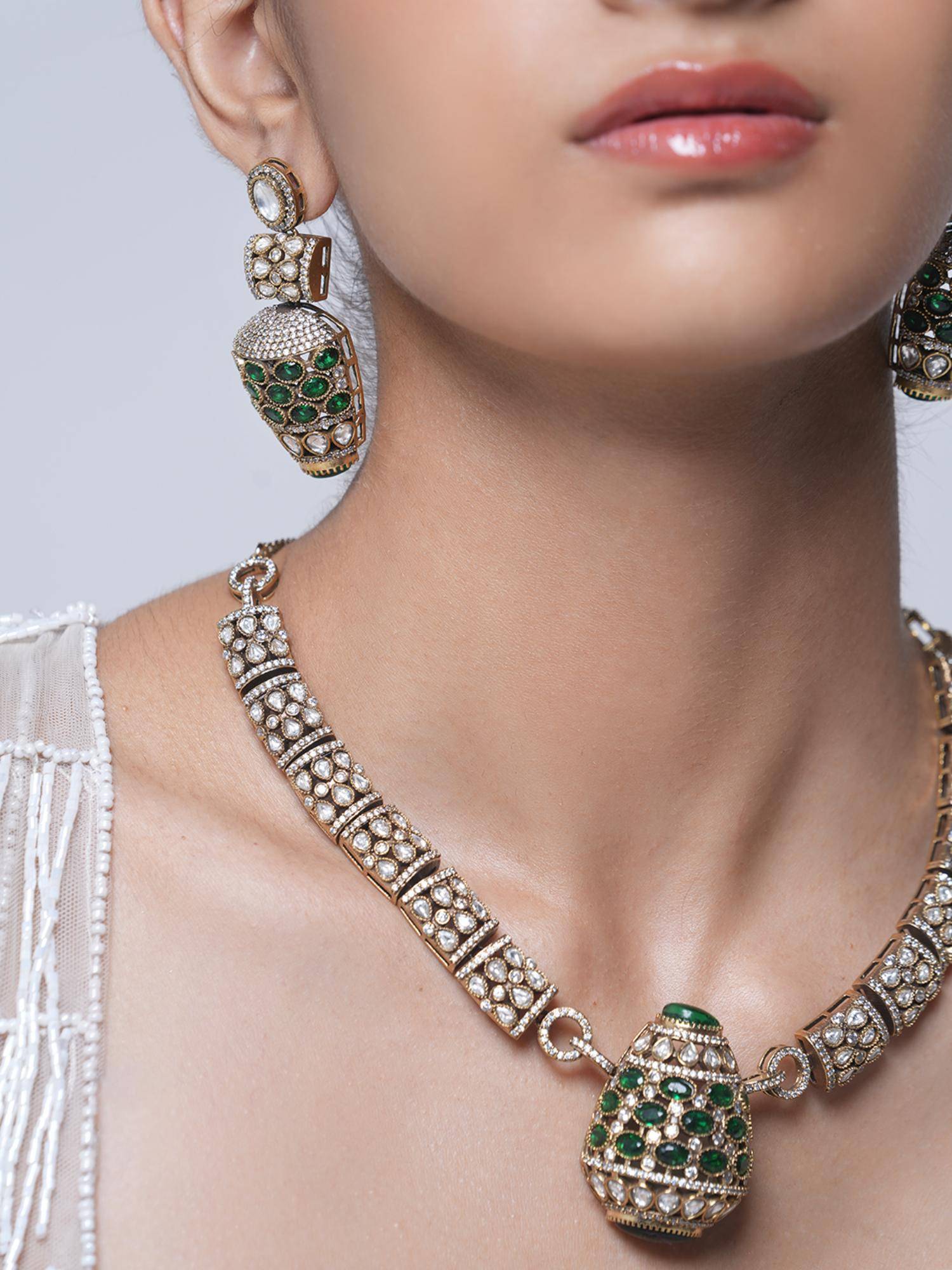 CAO JEWELLERY Designer Mehendi Polish Jewellery Set