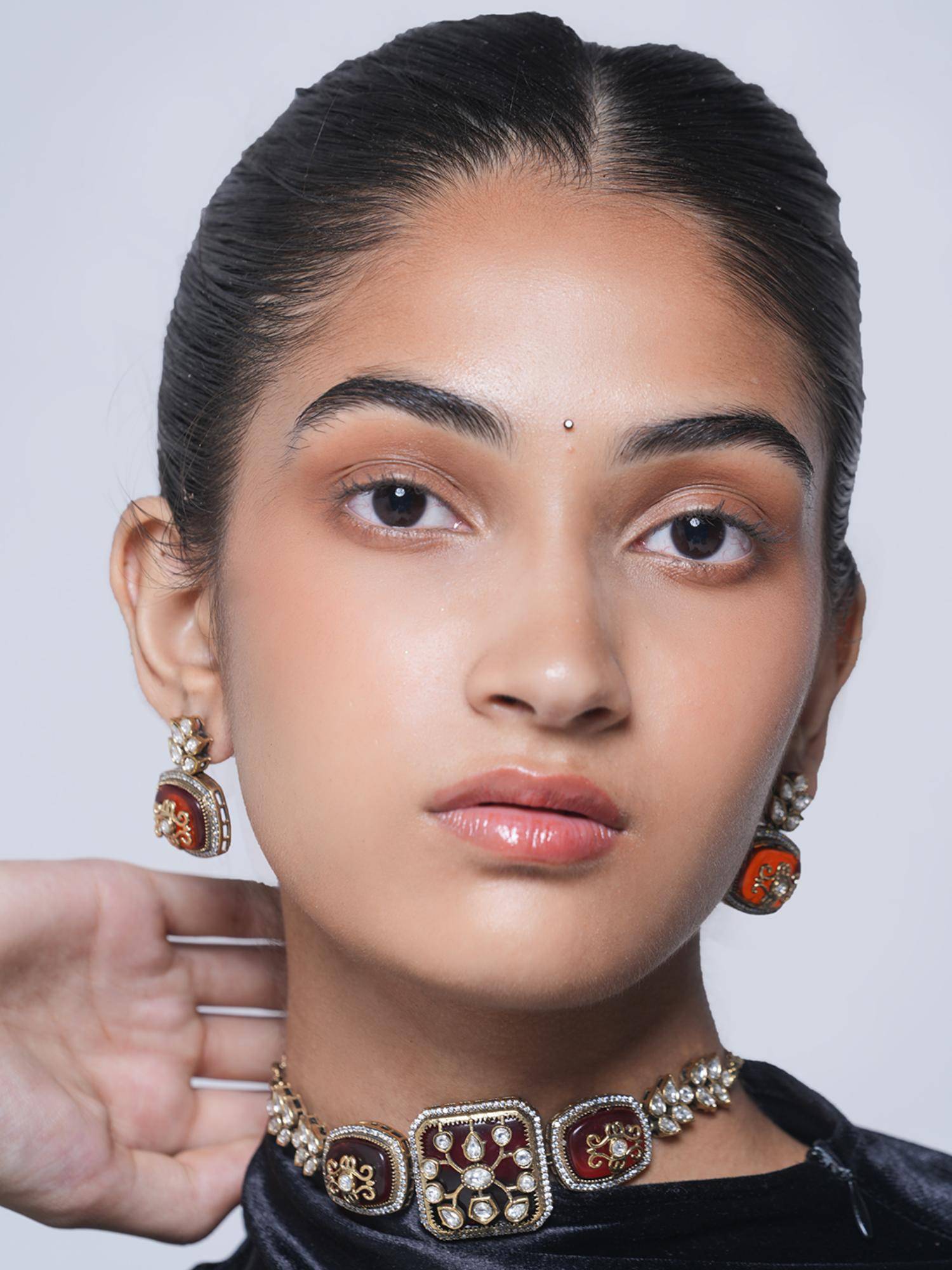 CAO JEWELLERY Embroidered Designer Jewellery Set
