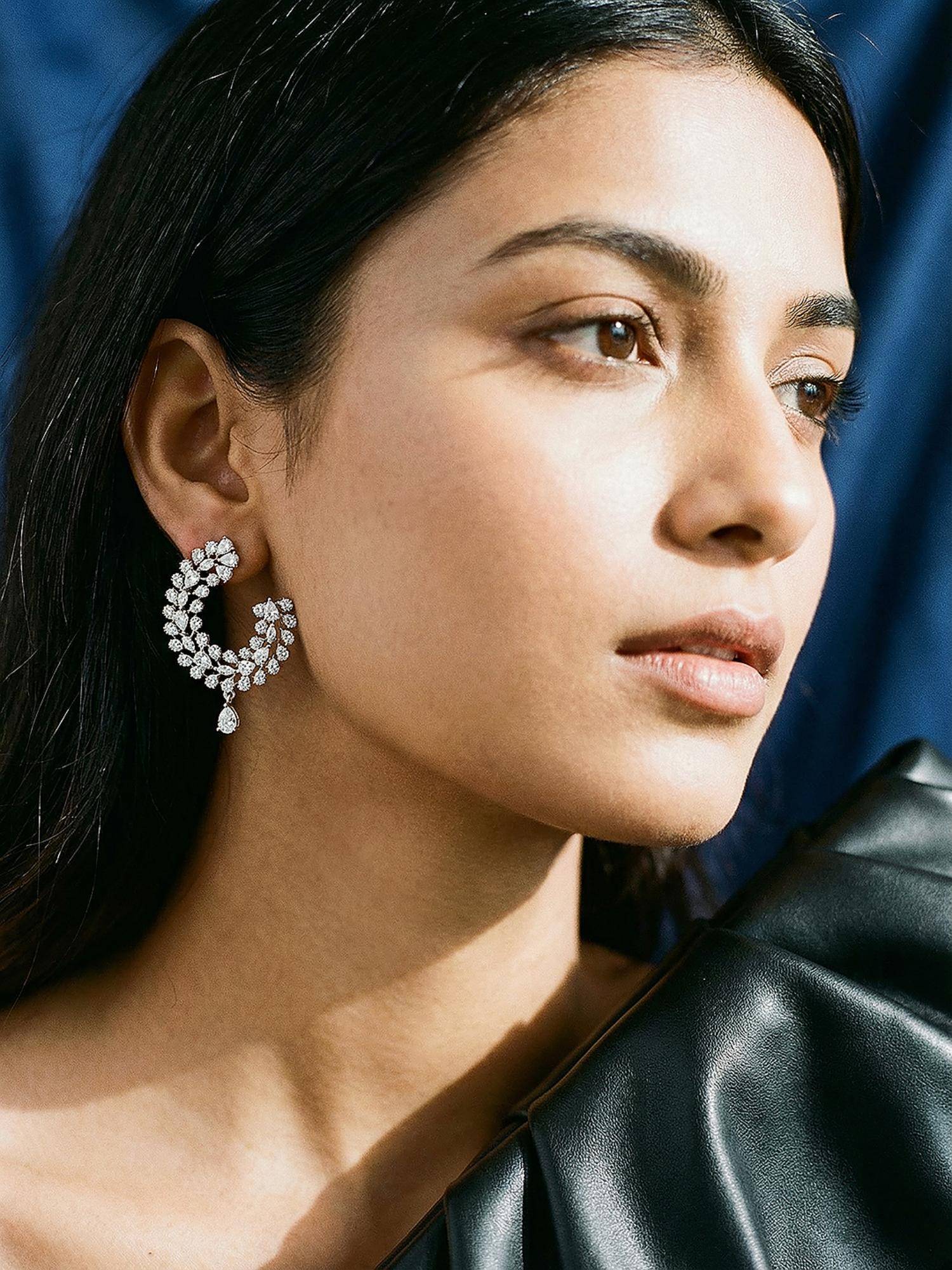 Saraf RS Jewellery Women Silver Toned AD Contemporary Minimal Drop Earrings