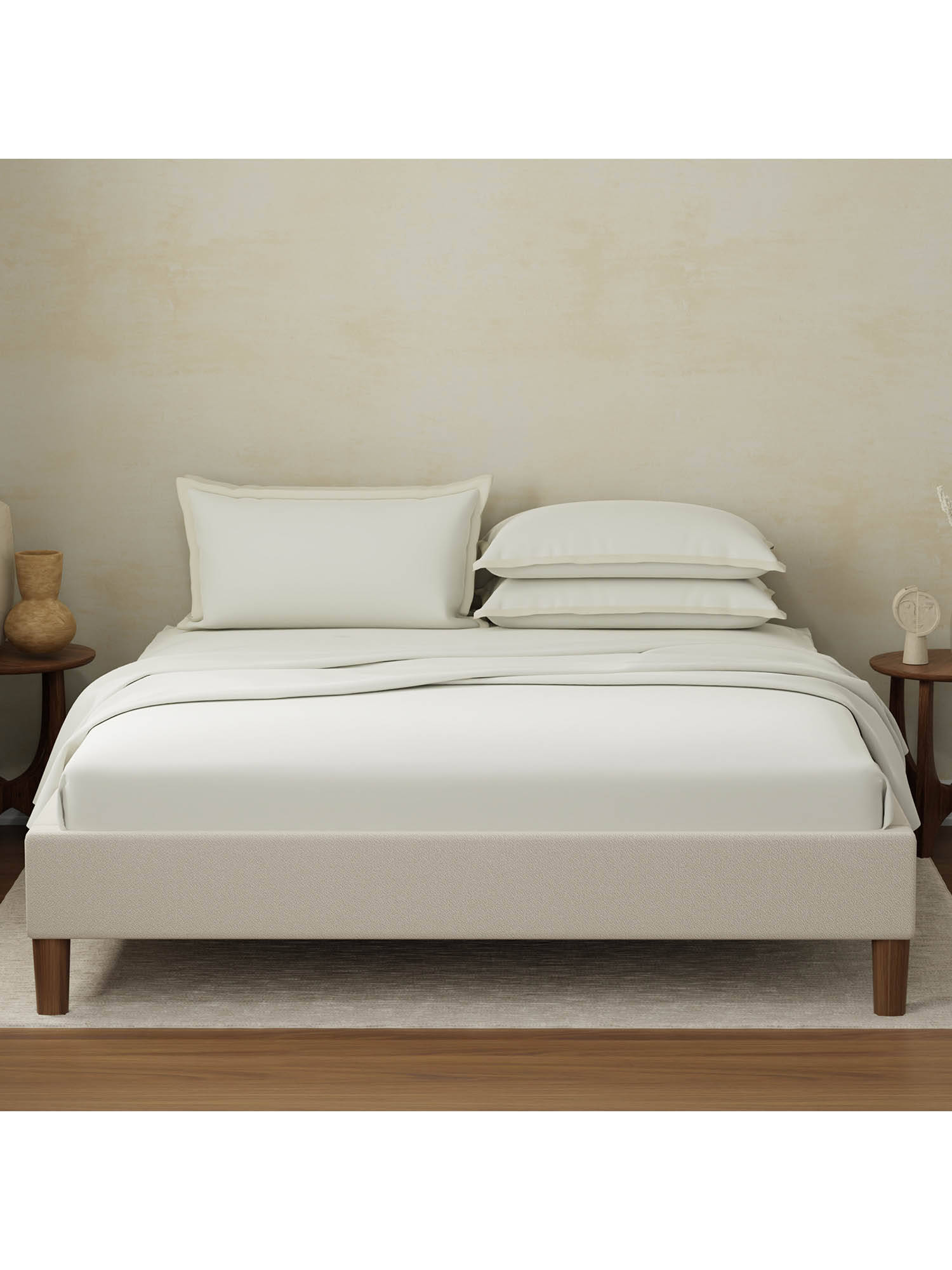 Boutique Living Cotton Charm 400 Tc 100% Cotton White King Size Dyed Bedsheet With 4 Pillow Covers
