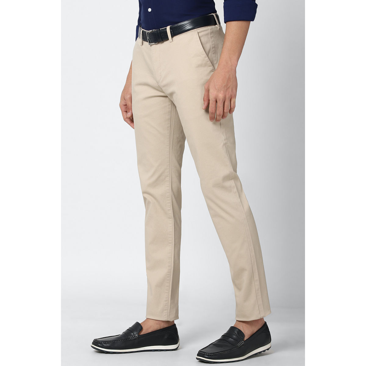 Buy Men Navy Solid Carrot Fit Casual Trousers Online - 782360 | Peter  England