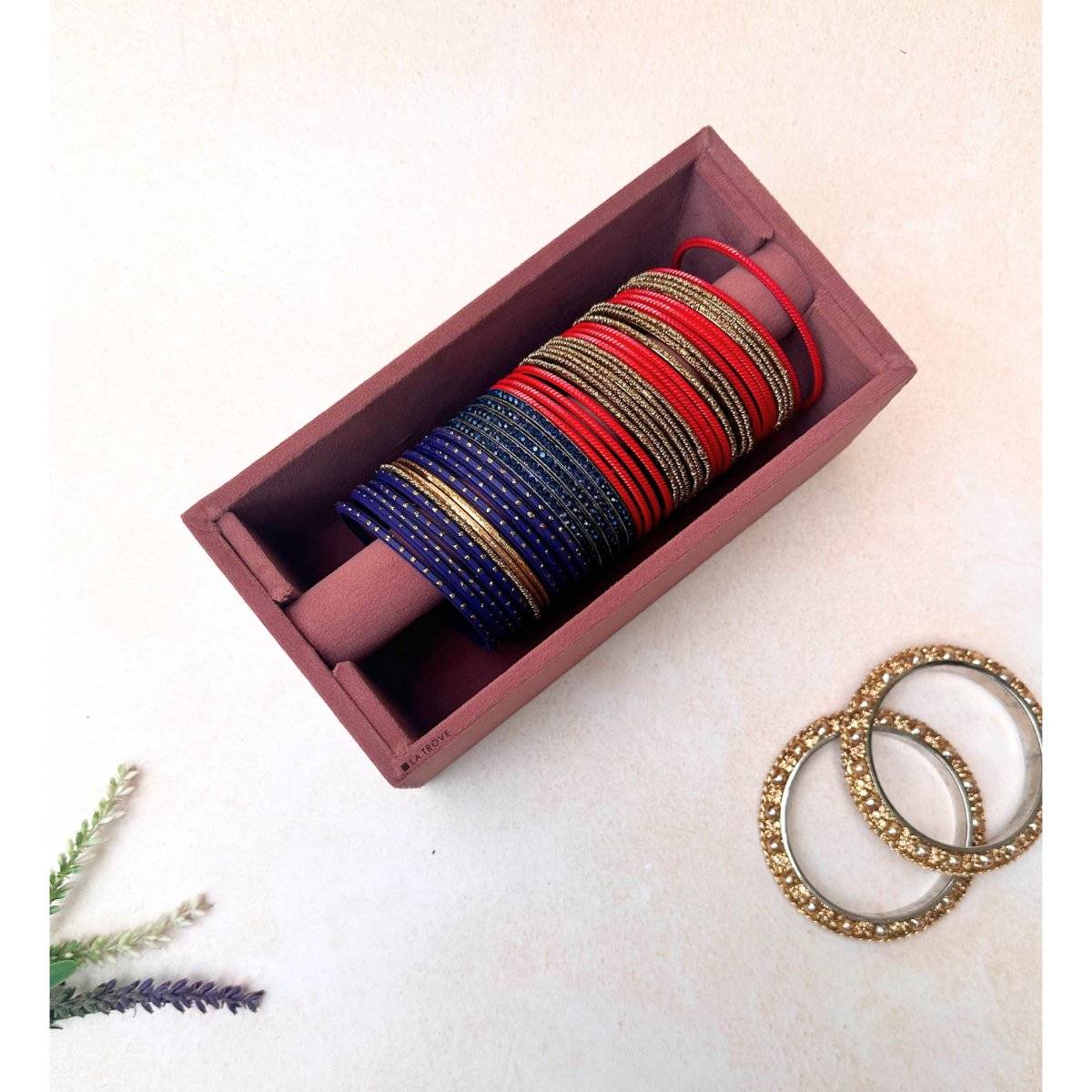 La Trove Pink Velvet 1 Rod Bangle, Churi, Kangan & Kada Jewellery Organizer Tray
