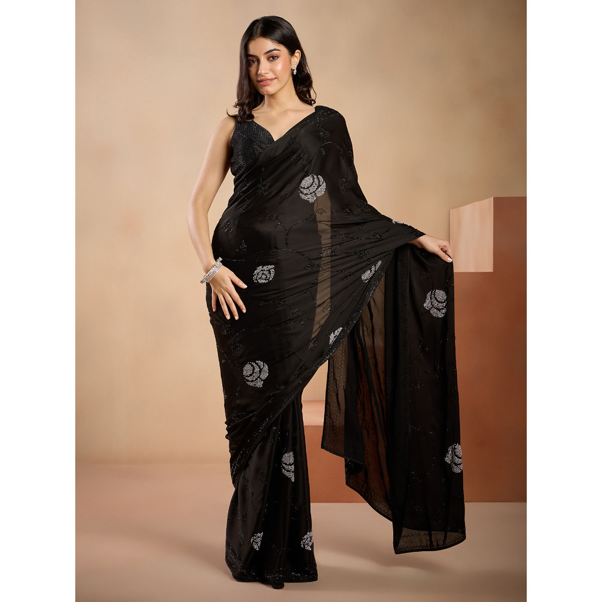 Buy online Women's Self Design Black Colored Saree With Blouse from ethnic  wear for Women by Charukriti for ₹3889 at 35% off | 2024 Limeroad.com