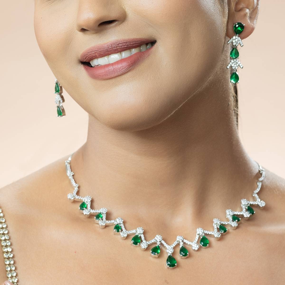 Niscka Glamorous American Diamond Necklace with Earrings Set