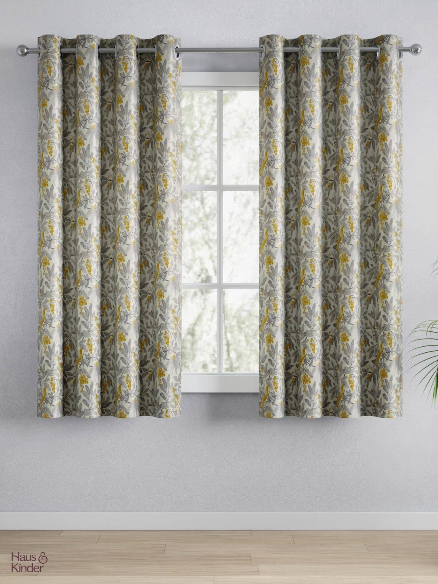 Haus & Kinder 100% Polyester Blackout Digital Printed Window Curtain Grey (4X5 Feet)