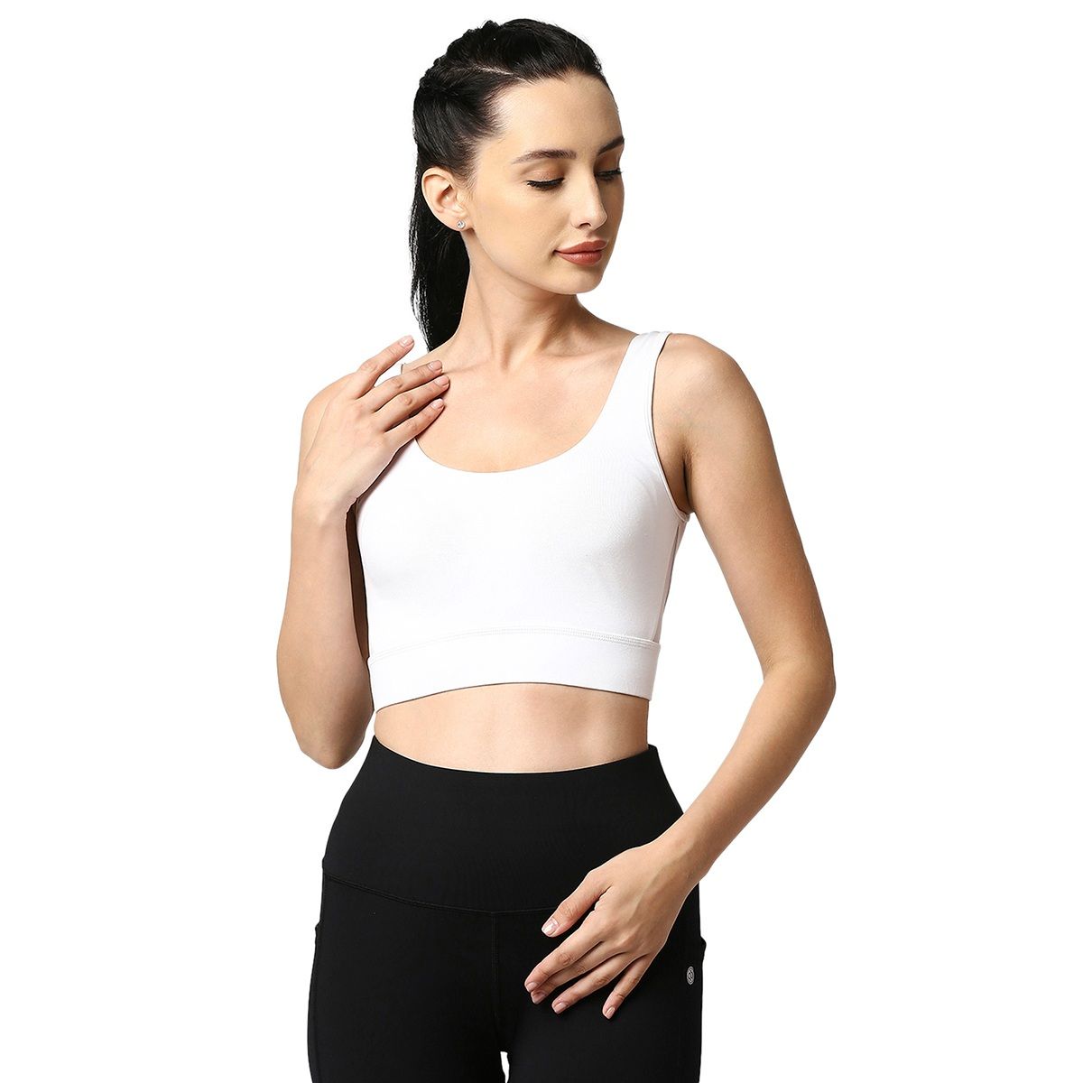 Buy SOIE Medium Impact Non Padded Non Wired Long Line Sports Bra