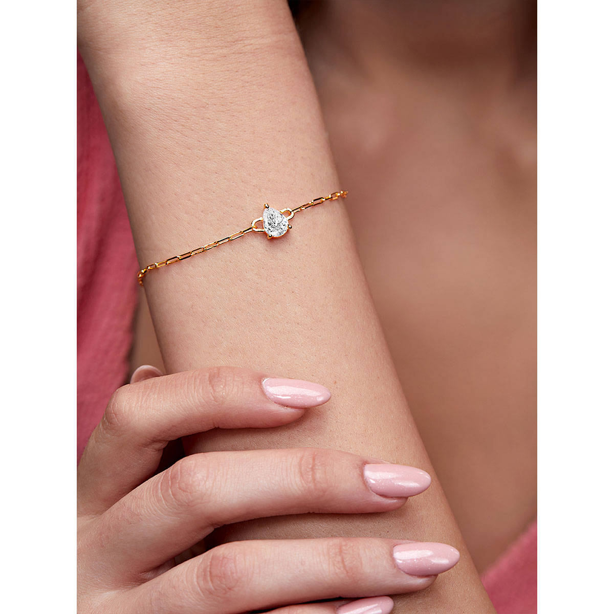 MINUTIAE Gold Plated Crystals Link Bracelet