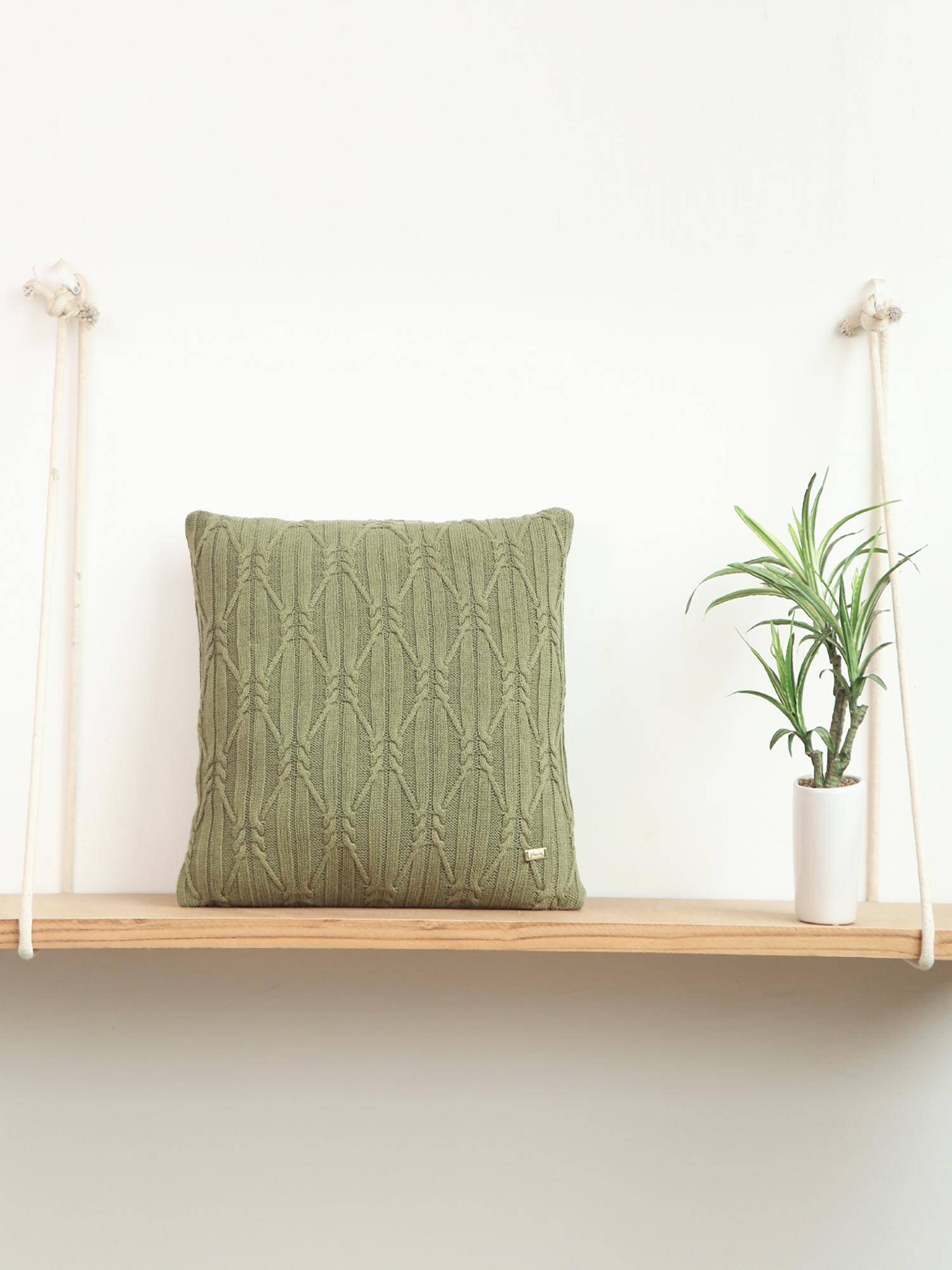 PLUCHI Holly Dried Herb Cotton Knitted 16 X 16 Inches Decorative Cushion Cover