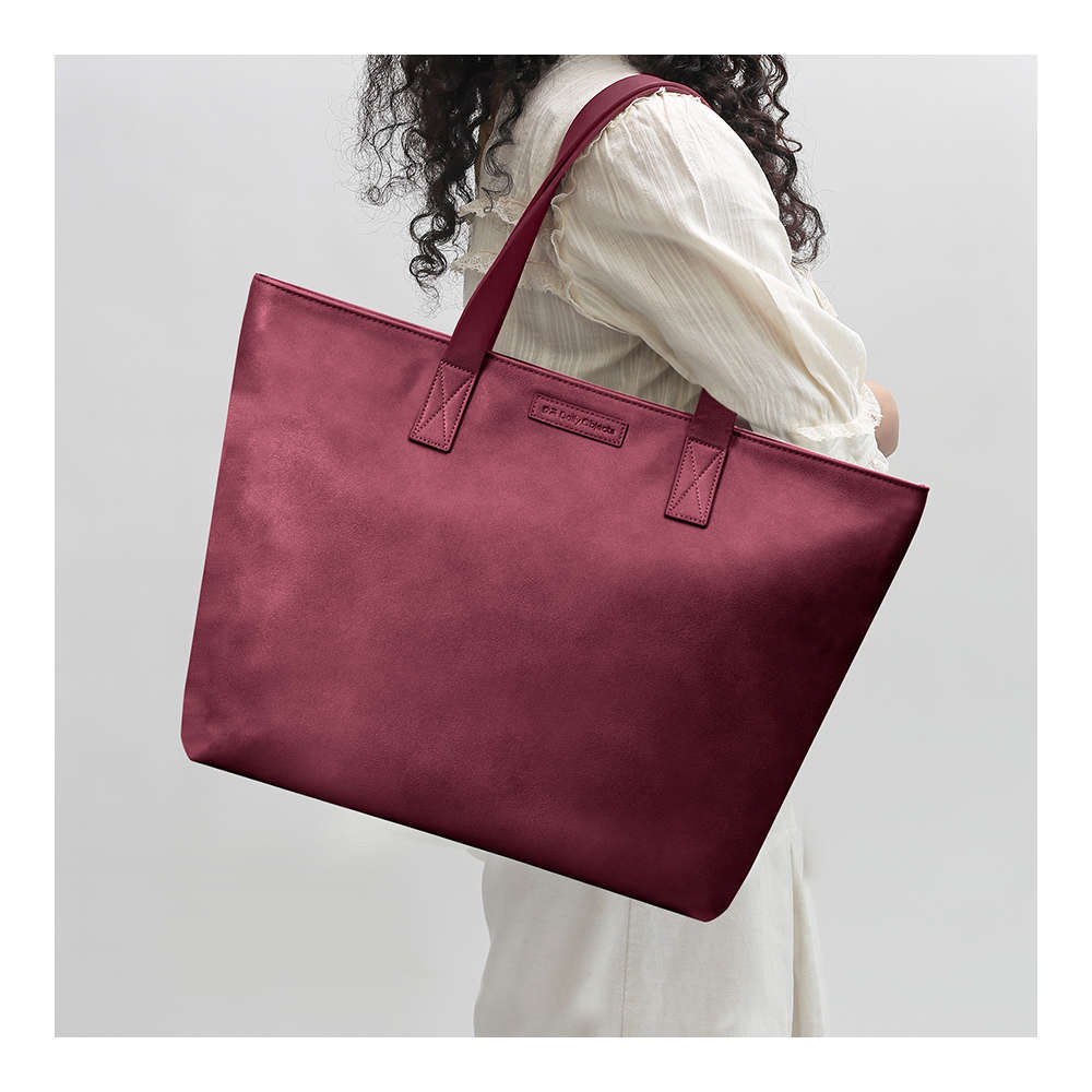 Buy Ladies Love It - Cream & Burgundy Leather Tote Bag Online in India –  Tiger Marrón