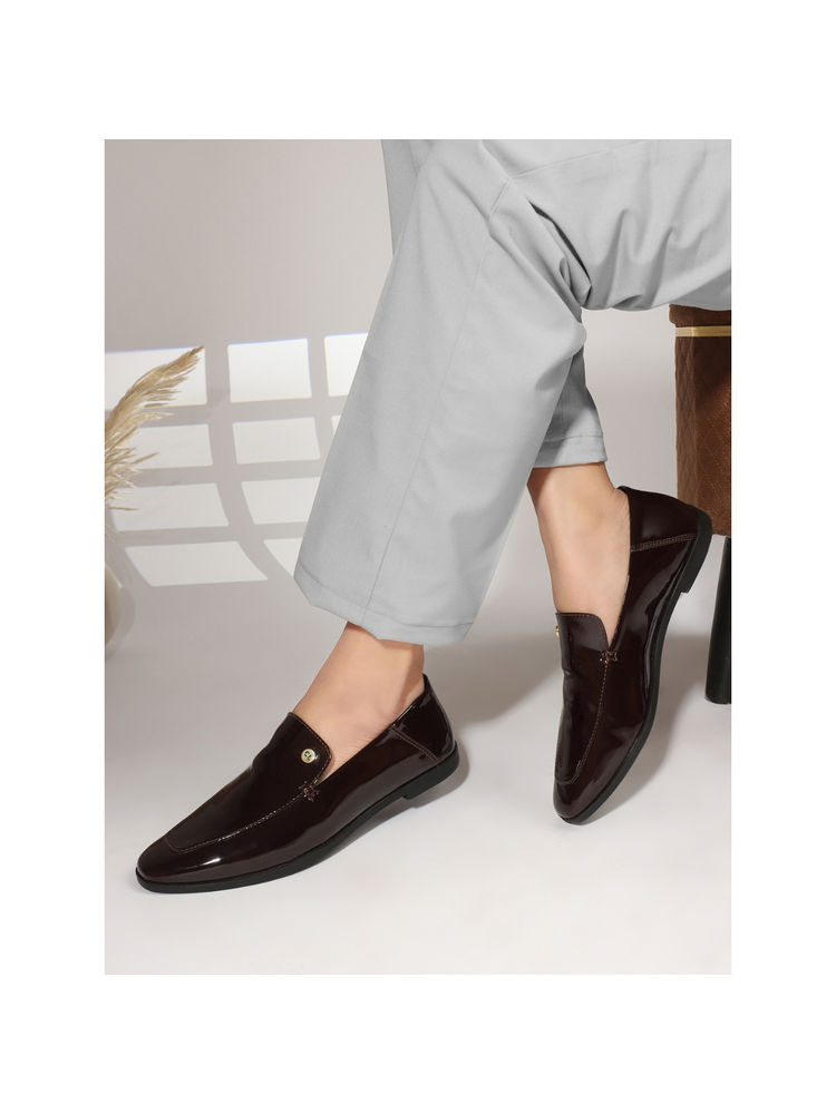 Carlton London Burgundy Solid Slip-On Women Loafers-image-27