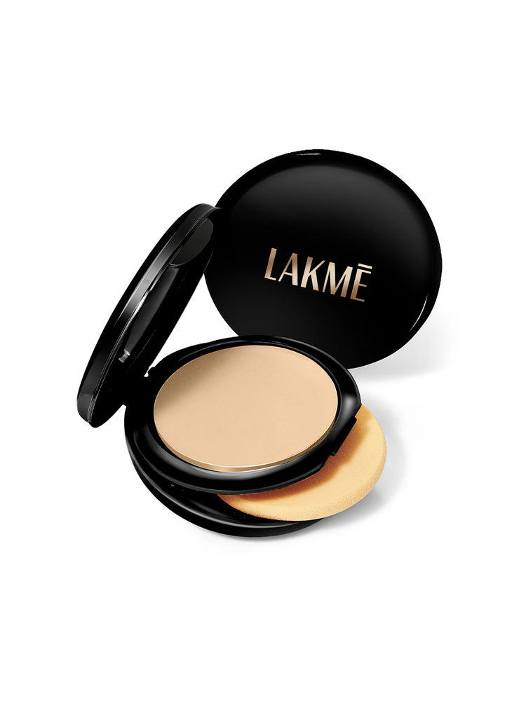 Lakme Xtraordin-Airy Compact, 2 In 1 Compact + Foundation, Lightweight, SPF17