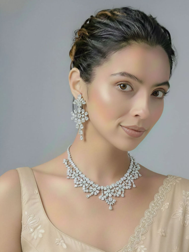 Auraa Trends Luxury Floral Diamond-Inspired Bridal Necklace And Earrings Set-image-10