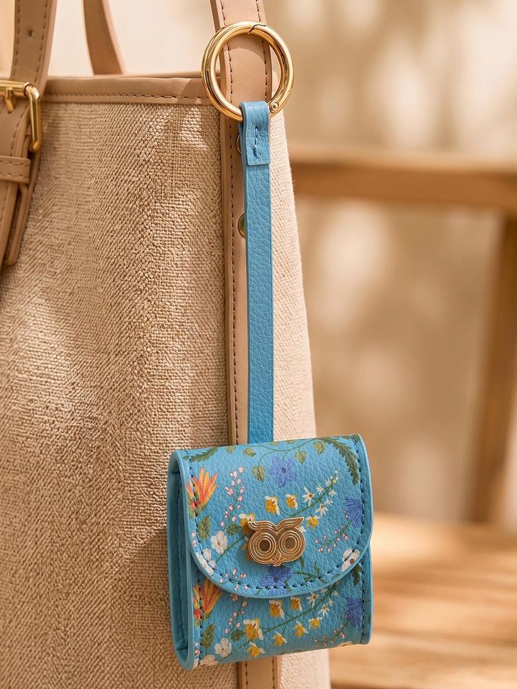 Chumbak Blue Printed Air Pod Case Pouch-image-28
