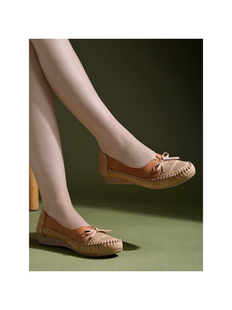 Shoetopia Casual Beige Moccasins for Women