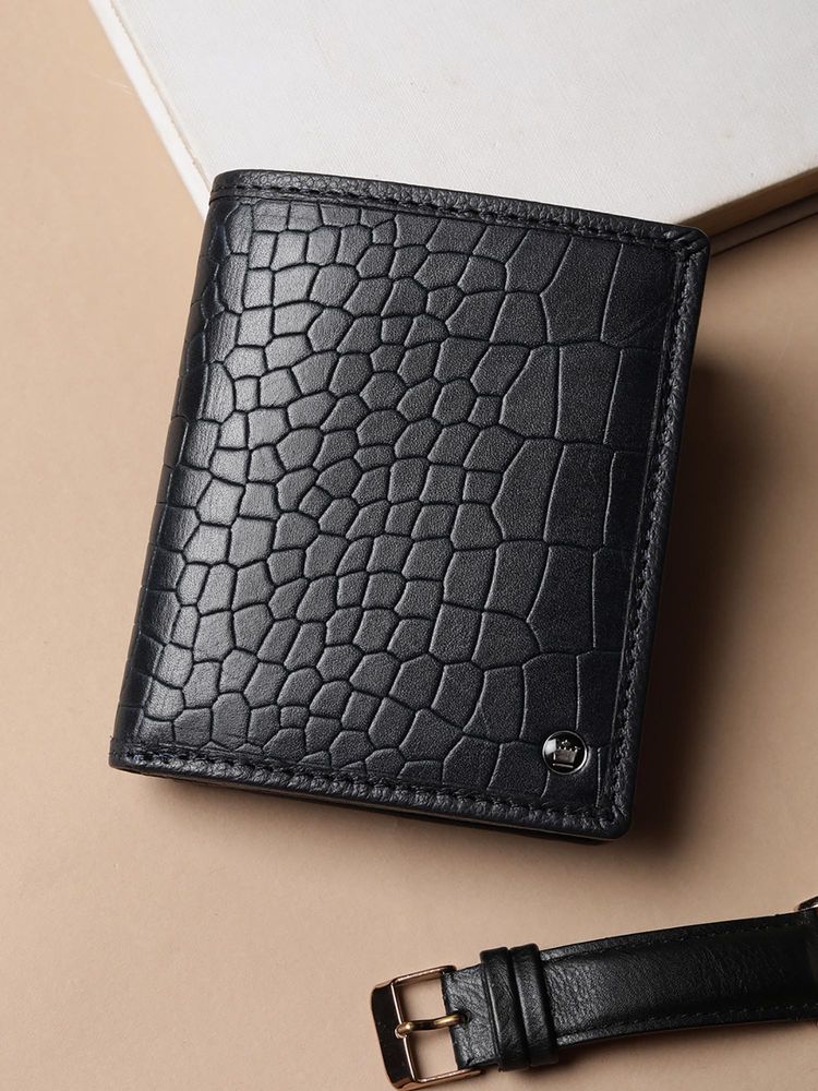 Louis Philippe Men Black Textured Genuine Leather Wallet-picture-30