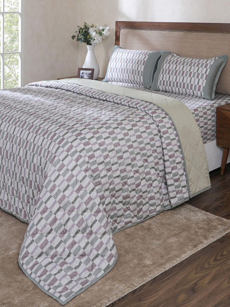 Maspar Green Cotton Blend Bedsheet with Quilt & 2 Pillow Cover (King)-image-4