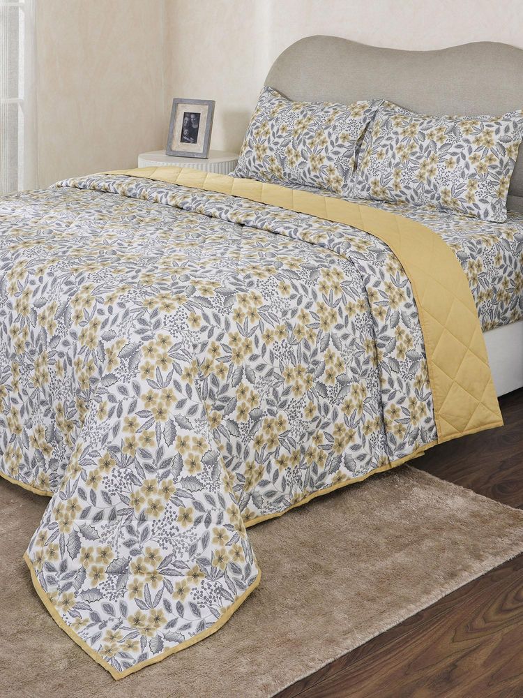 Maspar Yellow Cotton Blend Floral Bedsheet with Quilt & 2 Pillow Cover-image-29