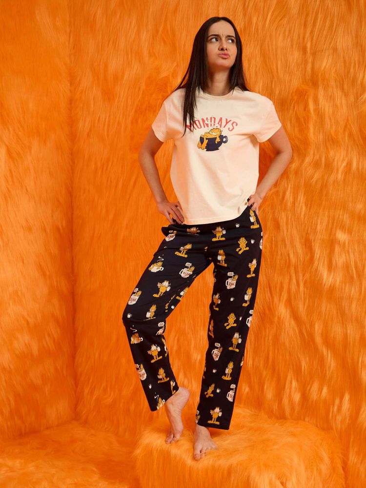 Sweet Dreams Womens Cute Garfield T-Shirt with Pyjama-picture-31