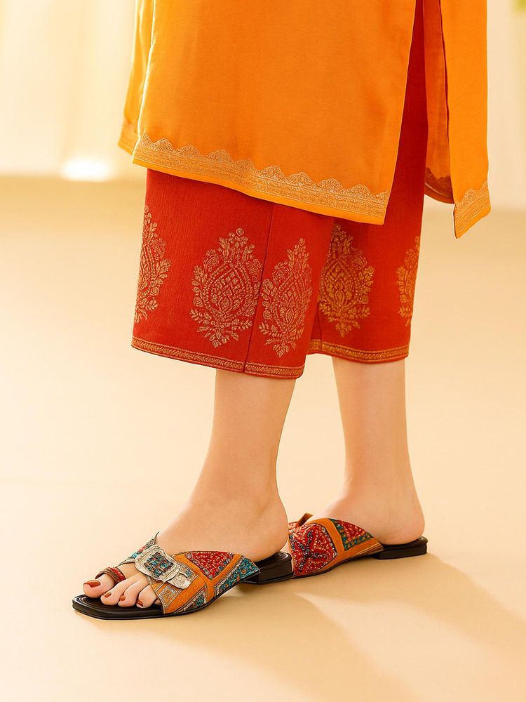 Chaal Chalan Diara Multi-Color Flats-image-6