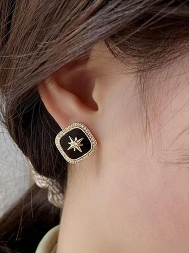 ISHKAARA Women Alloy Studs Earrings-image-2
