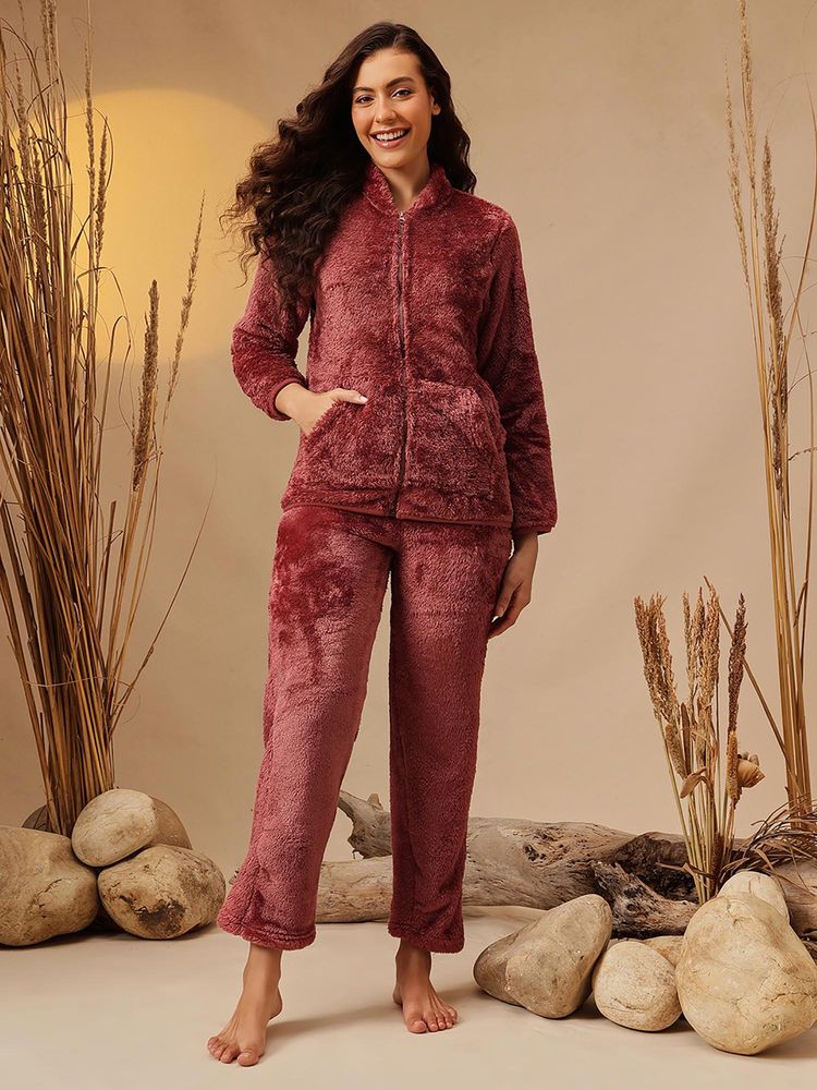 Clovia Women Fleece Warm And Fluffy Jacket And Pyjama Maroon-picture-18