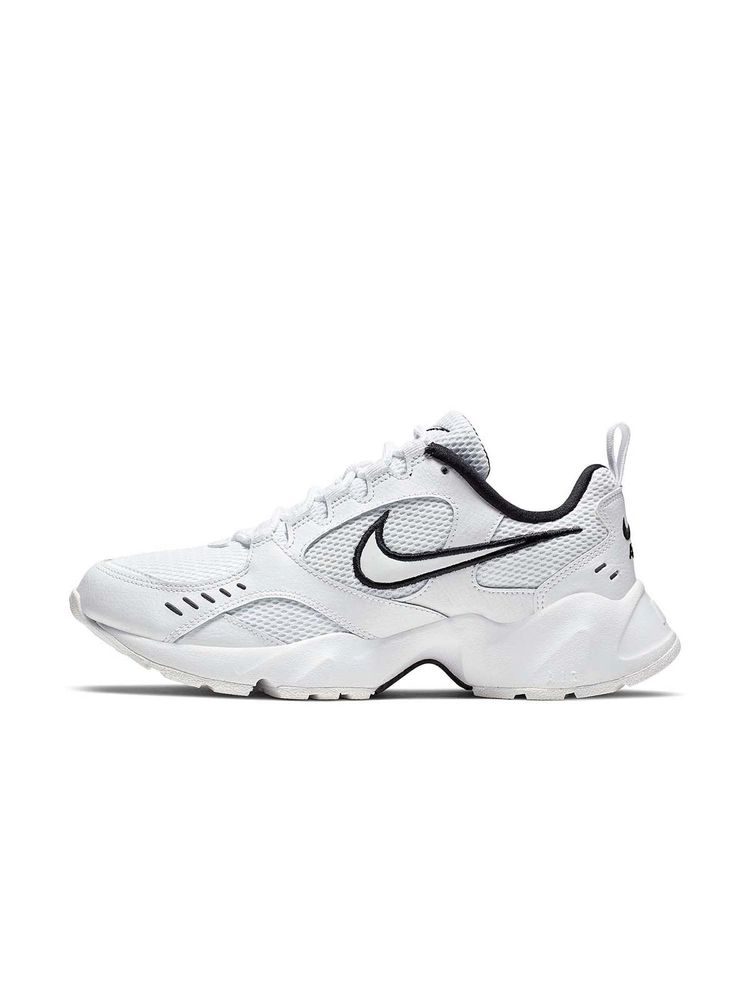 Nike Air Heights Women Low Top White Running Shoes-image-20