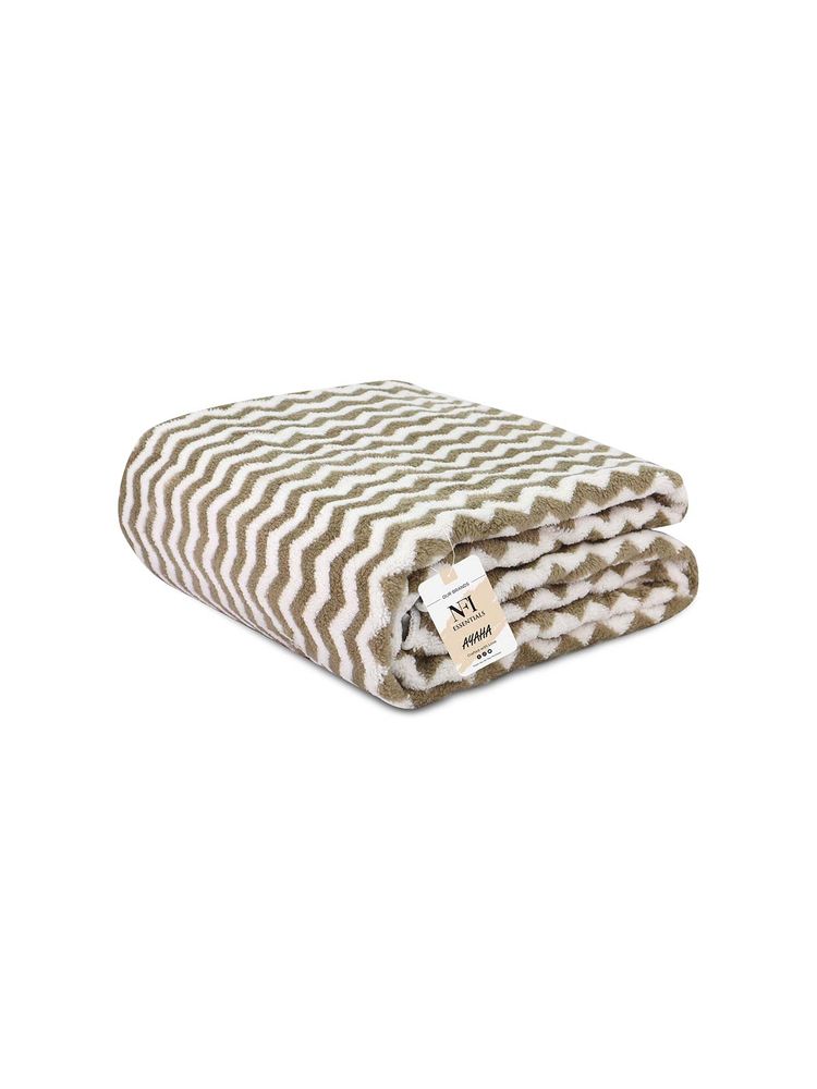 NFI Essentials Super Absorbent Bath Towel Soft Bath Multipurpose Use for Yoga Bathroom Gym-image-38