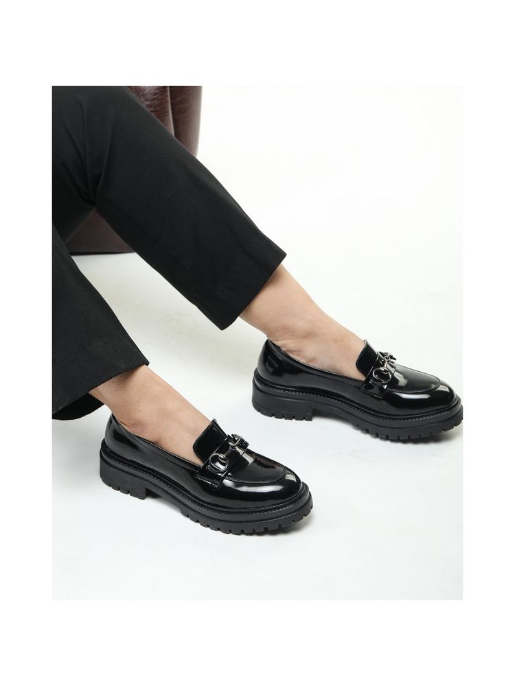 SHUZ TOUCH Black Chunky Solid Lofers