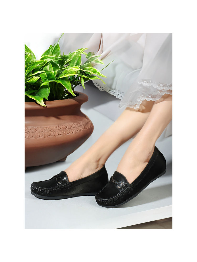 Carlton London Black Slip-On Solid Women Loafers-picture-28