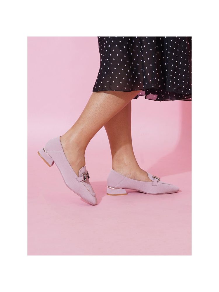 Sherrif Shoes Women Textured Loafers with Metallic Horsebit Detail and Block Heel - Lavender-image-2