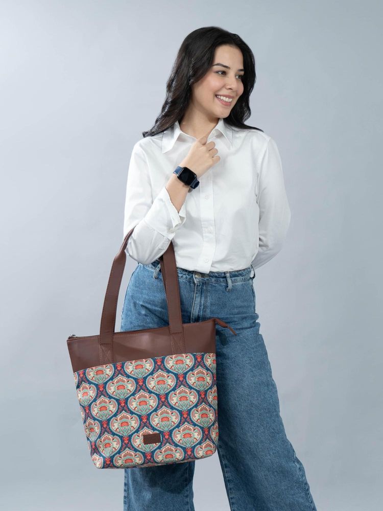 Zouk Kovil Multi-Color Everyday Tote bag-image-10