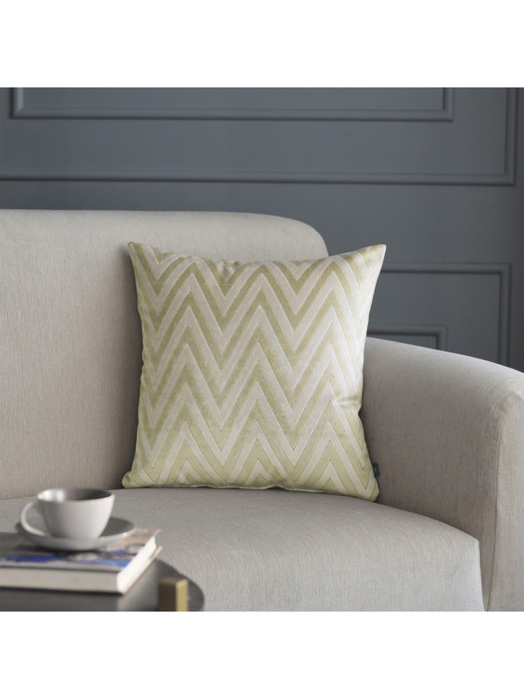 GM Chevron Off White Jacquard Cushion Cover (18 x 18 Inches)-image-15