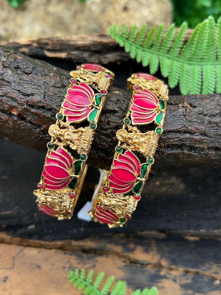 GRIIHAM Gold plated Meenakari Lotus 2 bangles Laxmi Lotus (Pack of 2)-image-29