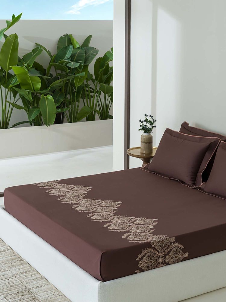 SANSAAR A D'DECOR BRAND LIVE CONSCIOUSLY Bedsheet Sickle Brown King Bedsheet with 2 Pillow Covers