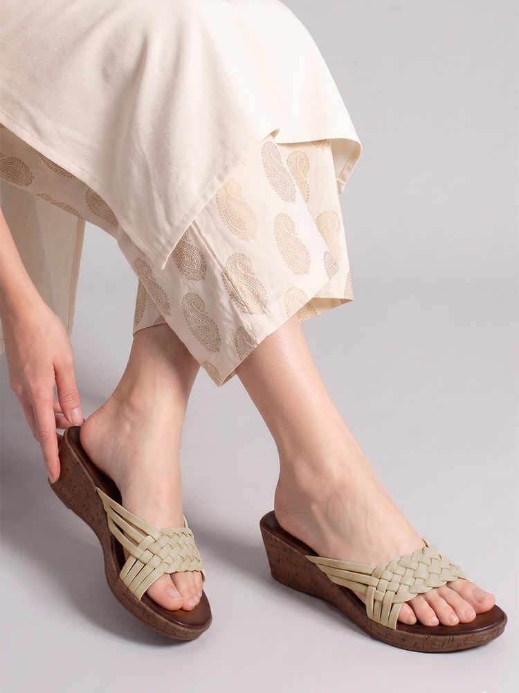 Dollphin Women Cream Leather Wedges Heels RP-8431-image-25