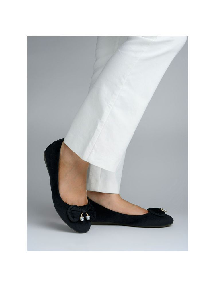Shoetopia Women Black Solid Suede Ballerinas-picture-44