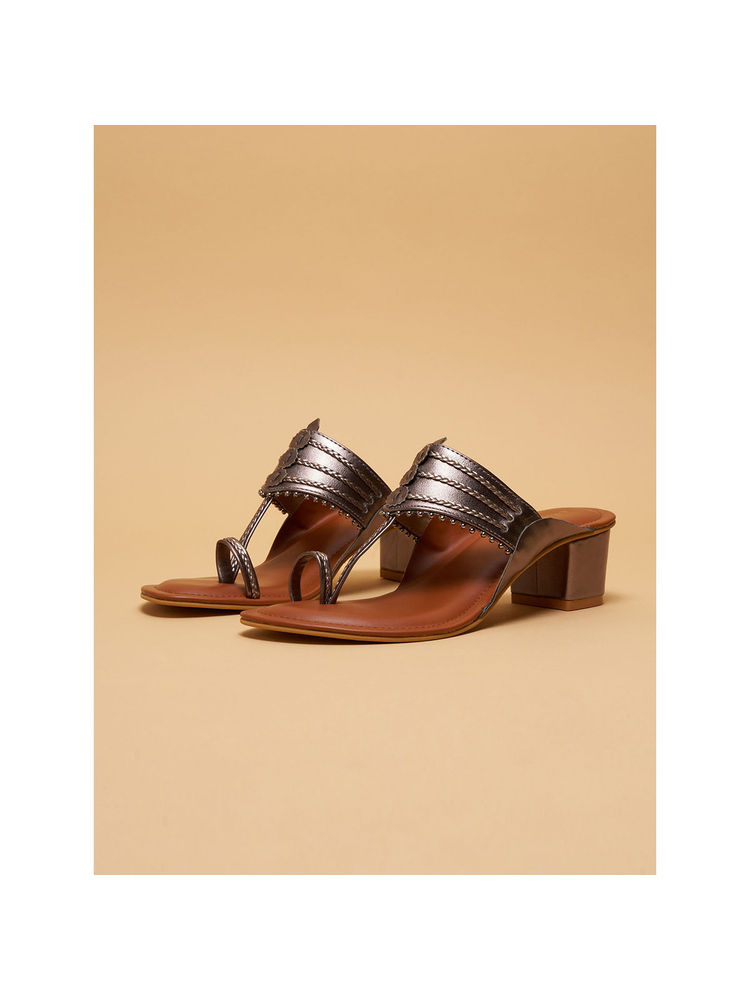 Eridani Nargis Kolhapuri Heels Grey-image-0