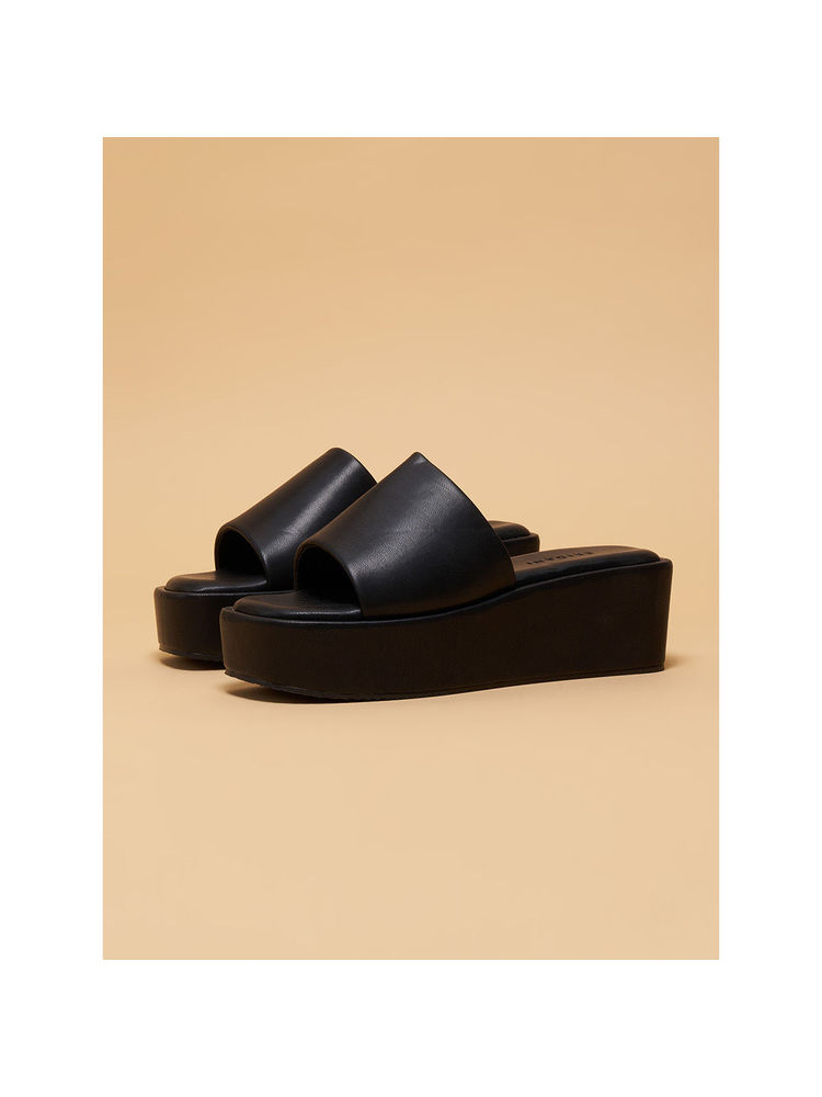 Eridani Tory Black Casual Wedges-image-49