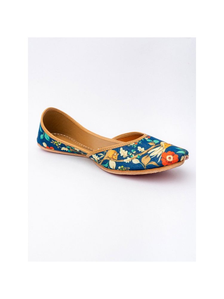NR BY NIDHI RATHI Printed Royal Blue Juttis-image-46