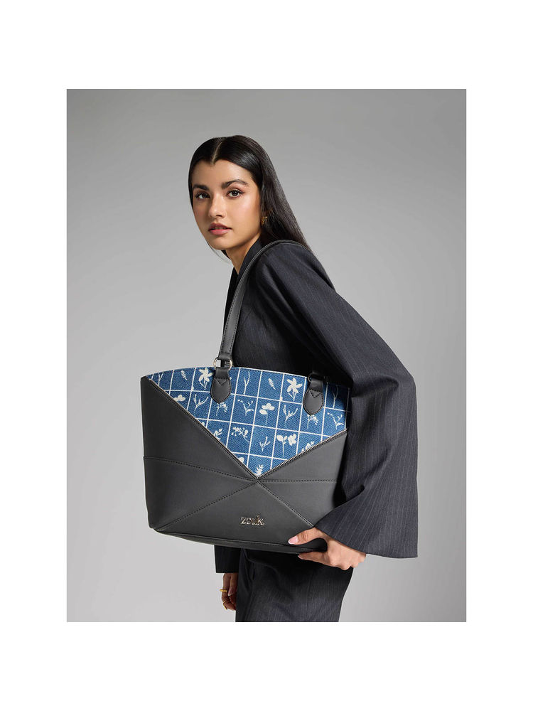 Zouk Rhea Kapoor Tote Bag - Lakshadweep Azure-picture-18