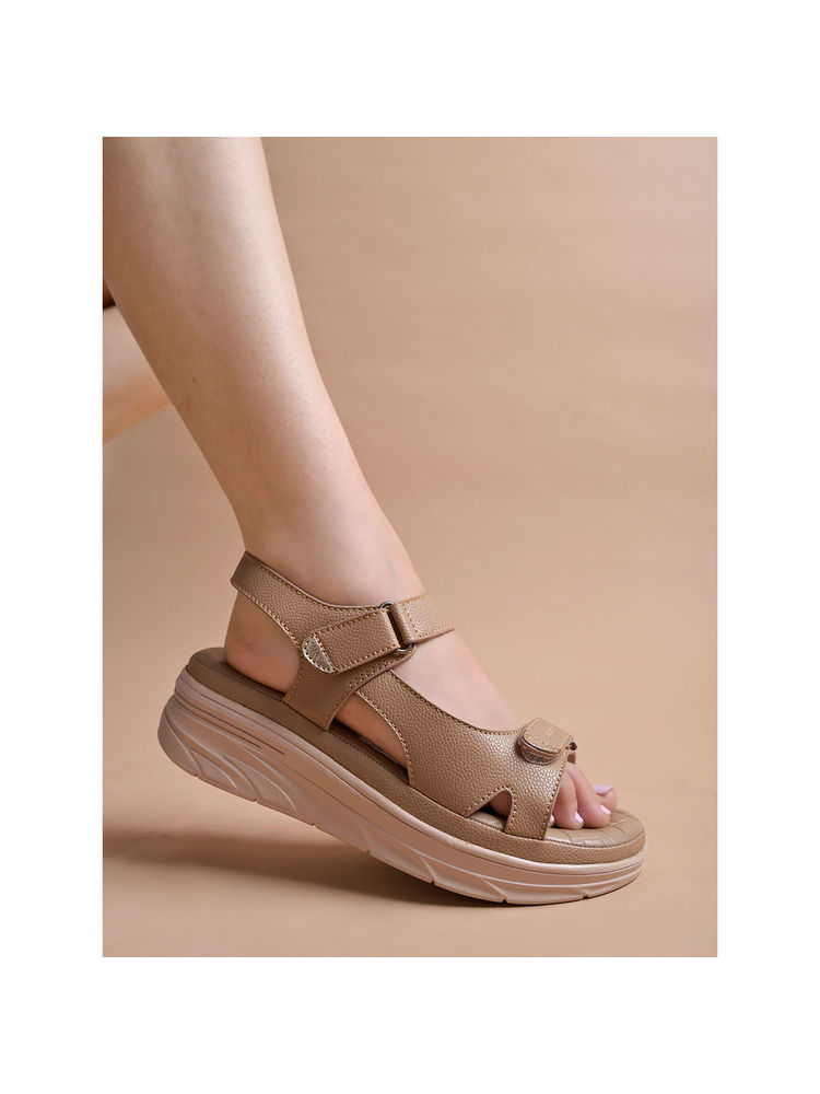 Shoetopia Comfortable Tan Doctor Sole Sandals for Women