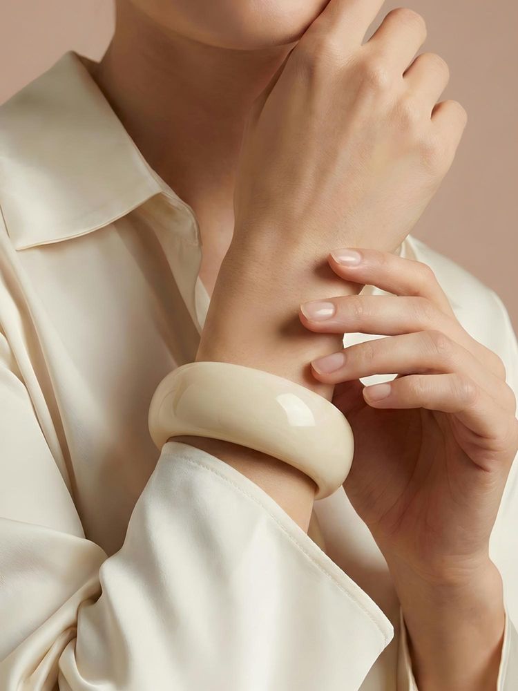 ADIVA Ivory Glossy Resin Western Statement Kada for Women-image-27
