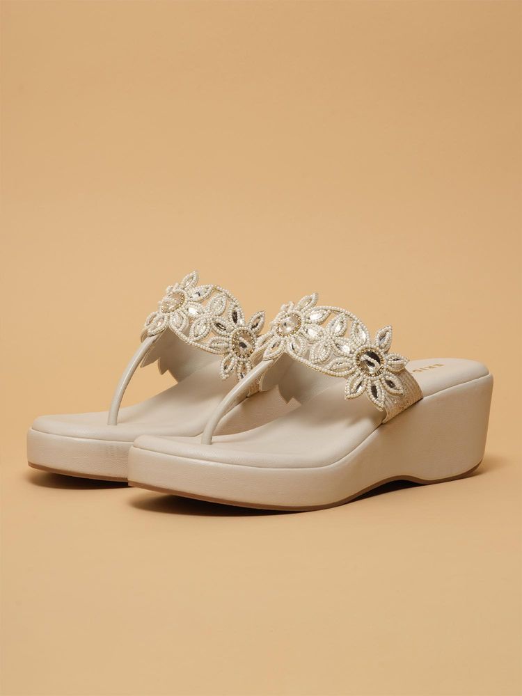 Eridani Ahvi Off White Embellished Wedges-picture-18