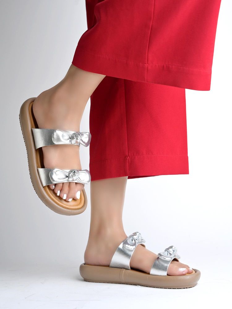 Shoetopia Vibe Silver Bow Strap Comfort Sandals for Women-image-4