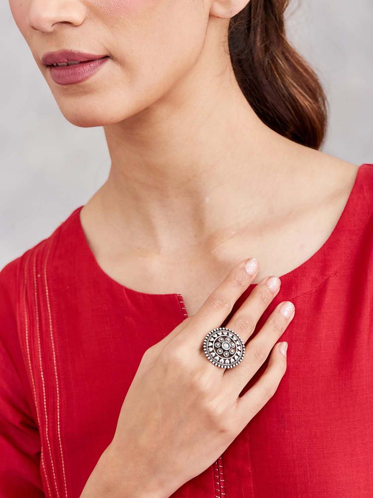 Fabindia Women White Brass Ring-image-0