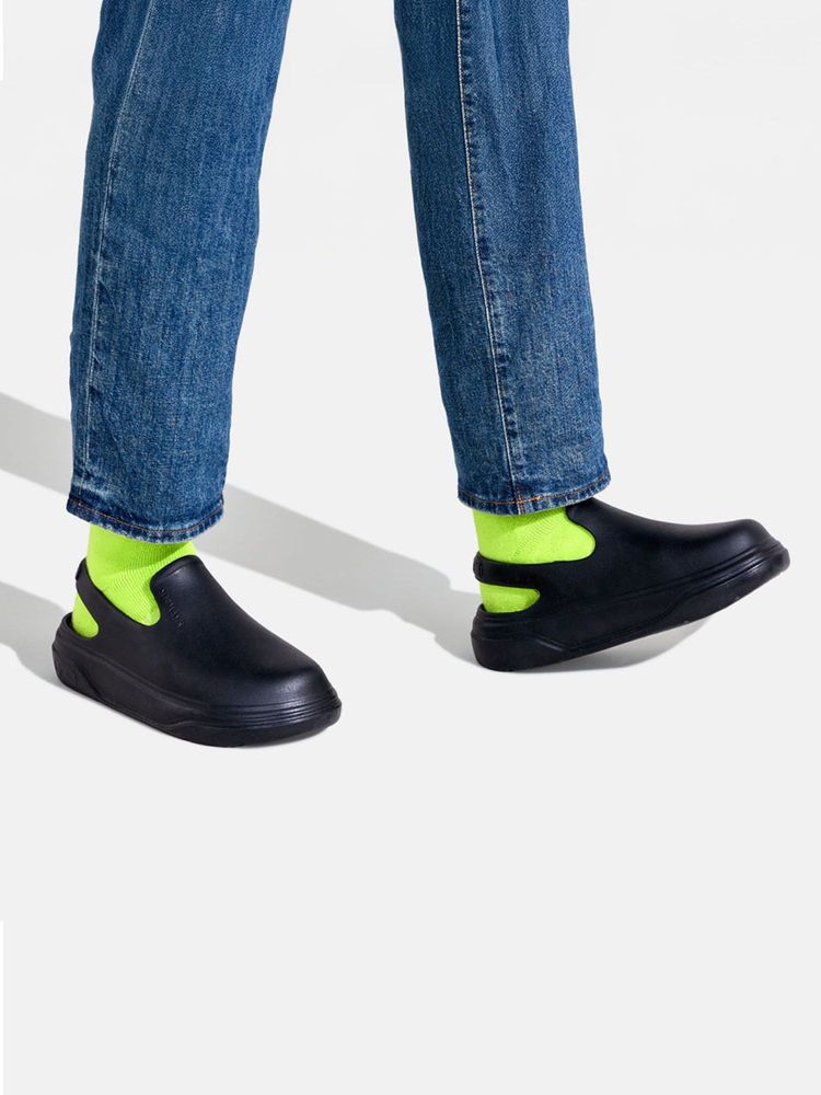 neemans Neeman's Unisex Black Solid Cushers Clogs-picture-24